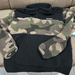 Columbia mens camo puffy fleece sweatshirt L